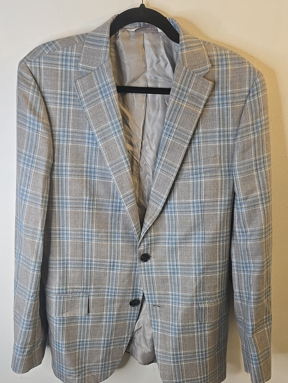 Hickey Freeman Gray Plaid Sport Coat with Light Blue Windowpane